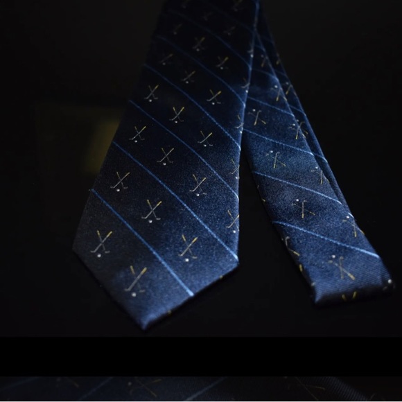 NWOT The Tie Bar Stain Resistant Blue Stripe Golf Club Silk Tie - Picture 4 of 6